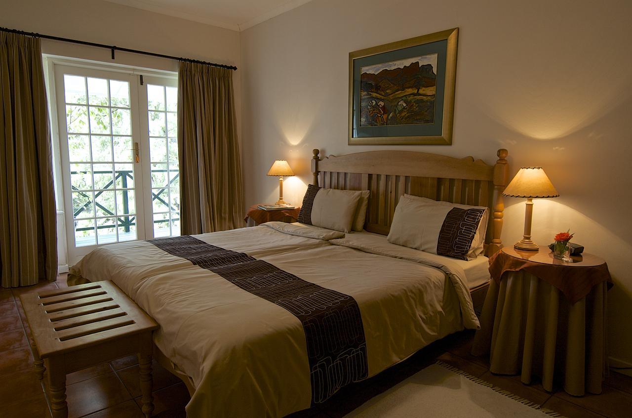 Golden Hill Guest House Somerset West Exterior photo